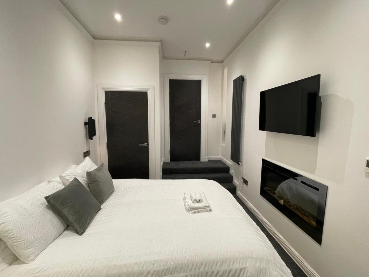 Luxury Apartment Edinburgh Centre With Steam Room ภายนอก รูปภาพ